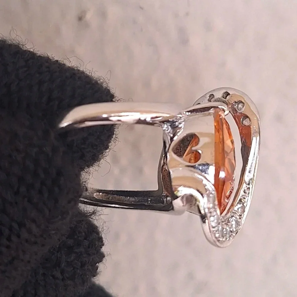 Striking Zircon Ring with transparent Oval Crystal Stone Orange 925 Silver Size6